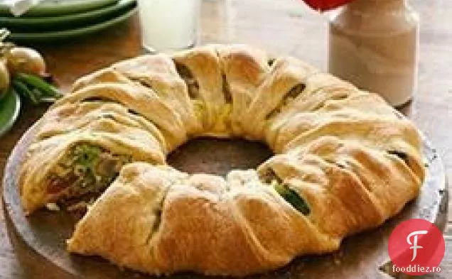 Brânză ușor coaptă și răsucire de legume