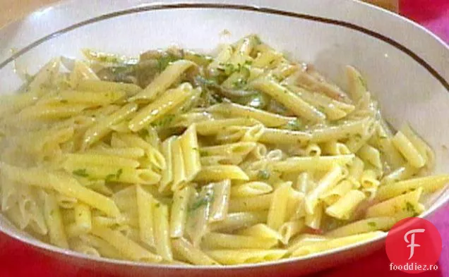 Paste cu sos de ciuperci