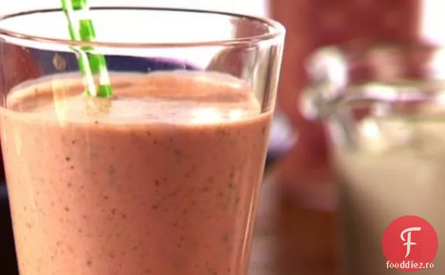 Răcitor De Iaurt Cu Căpșuni-Busuioc-Lassi