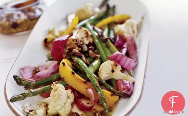 Garlicky Olivada