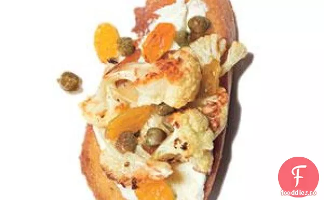 Crostini De Conopidă Prăjită Și Stafide