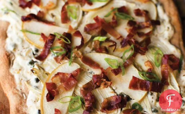 Pizza Cu Crustă De Alac Cu Fenicul, Prosciutto Și Rețetă De Mere