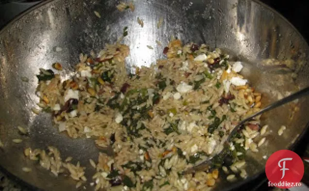 Salată De Spanac Și Orzo