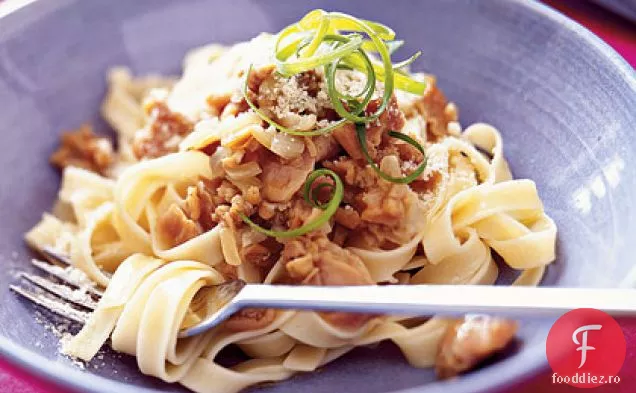 Linguine Ușoară Cu Sos De Scoici Albe