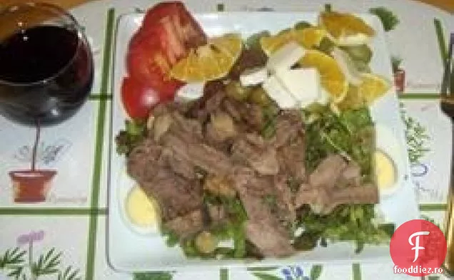 Salată ușoară de vită sau pui Thailandez