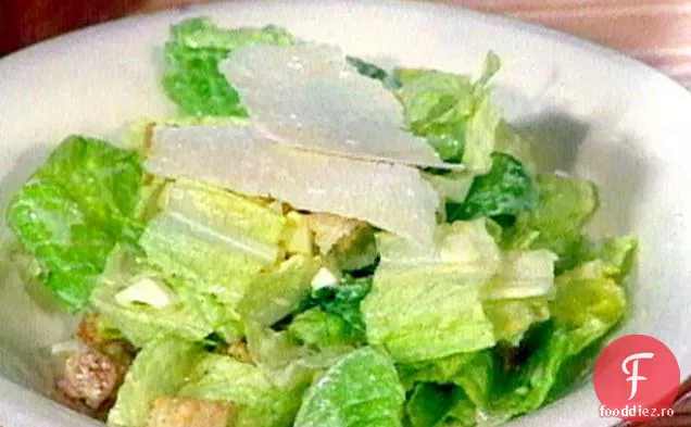 Salată De Cezar Pompată