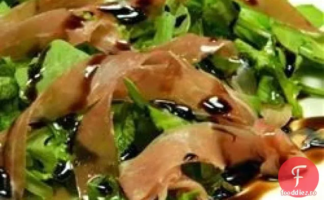 Salată de rachetă și șuncă de Parma