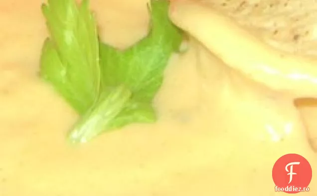 Cum se face sosul de brânză Nacho