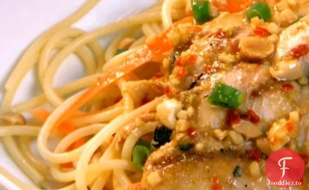 Pui Cilantro și tăiței Thailandezi picante