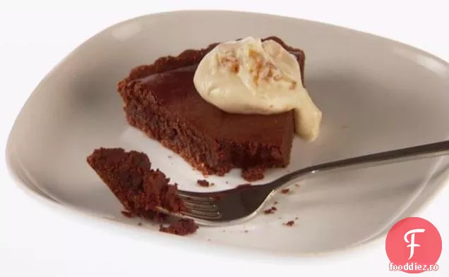 Tartă de ciocolată Amaretto cu cremă de caise