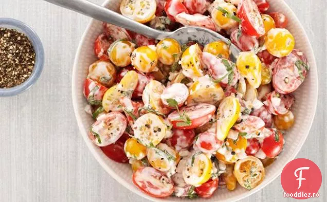 Salată De Roșii Cherry Cu Sos De Zară-Busuioc