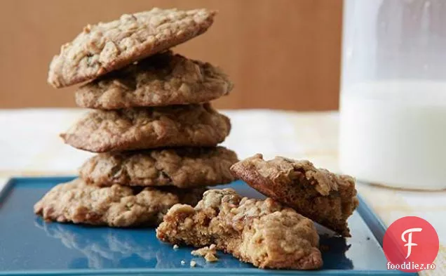 Cookie-Uri Încărcate Cu Fulgi De Ovăz-Stafide