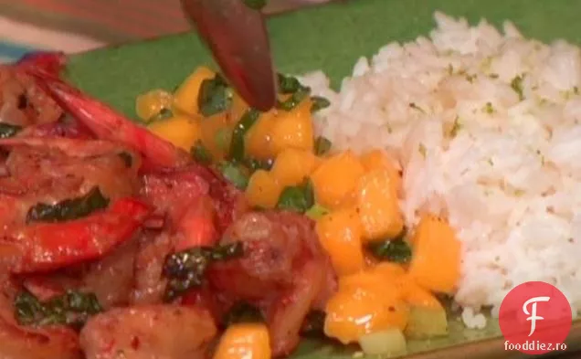 Creveți picant de nucă de cocos cu salsa picantă de busuioc de Mango și orez de iasomie de tei
