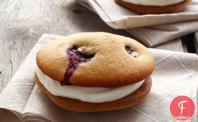 Plăcinte Whoopie Cu Afine-Lămâie