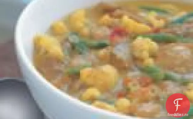 Conopidă Curry Și Tocană De Pui