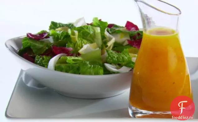 Salată cu vinetă de legume rădăcinoase prăjite