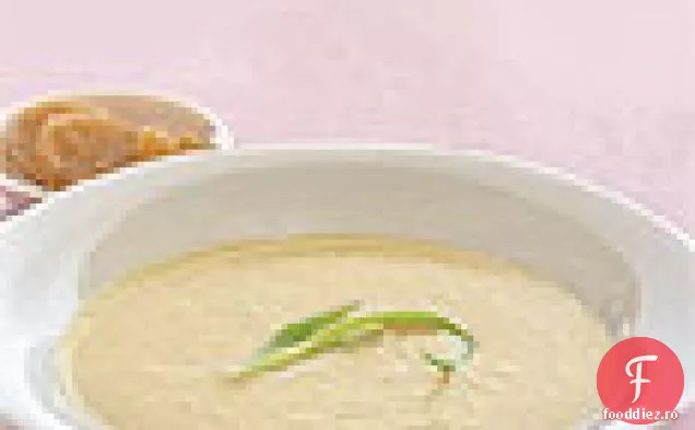 Cremă de supă de conopidă