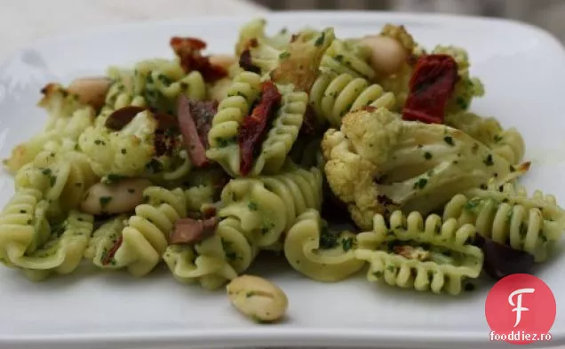 Paste Cu Pesto De Conopidă Prăjită Și Pătrunjel