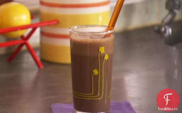 Smoothie cu ciocolată și banane