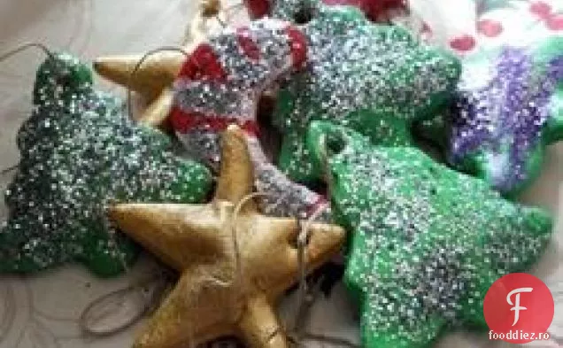 Ornament De Aluat