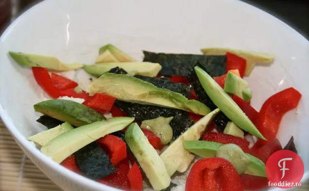 Bol De Sushi Cu Avocado Crud