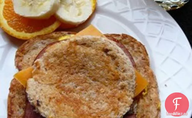 Sandvișuri Eggy Doodle