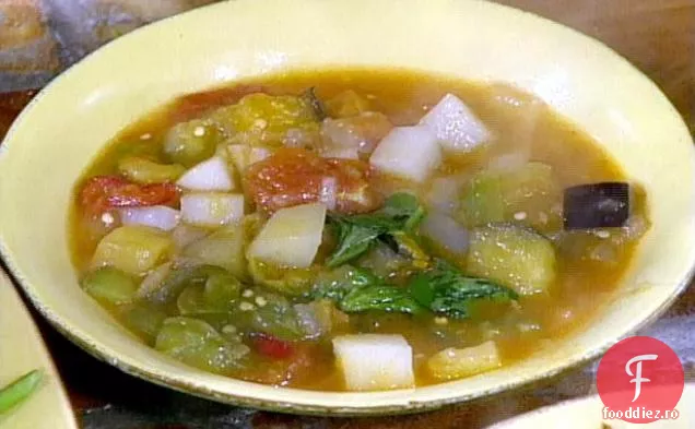 Supă de legume în stilul Napoli: Cianfotta