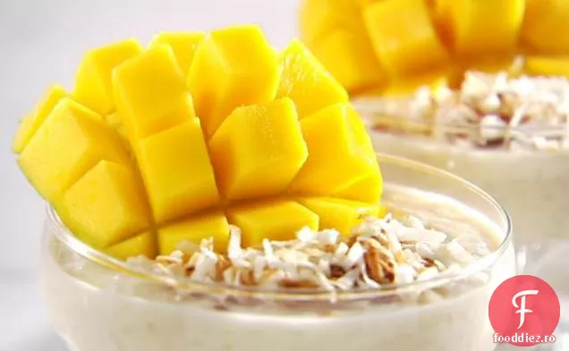 Budinca de orez cu lapte de cocos