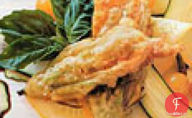 Flori de dovleac umplute cu brânză cu dovlecei și Toas ras