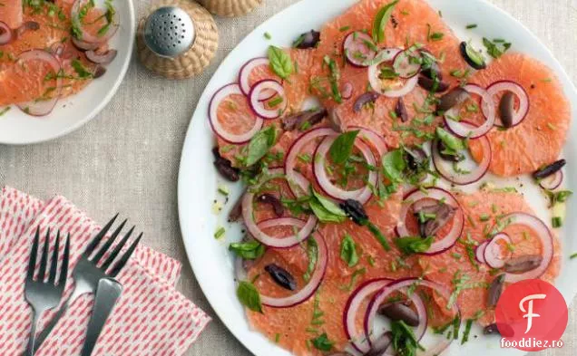 Salată de Grapefruit, ceapă și busuioc