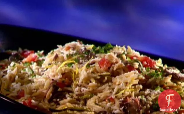 Pilaf De Orez Stil De Grădină