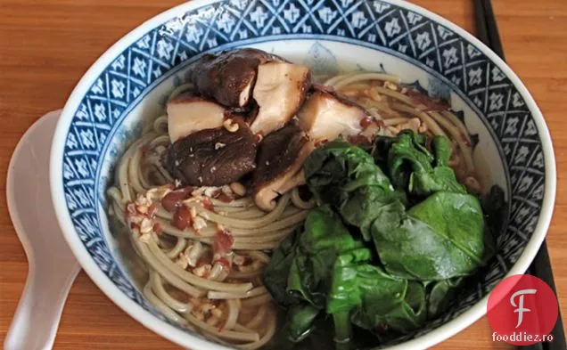 O supă rapidă și ușoară {supă miso cu tăiței Soba sau fasole Mung