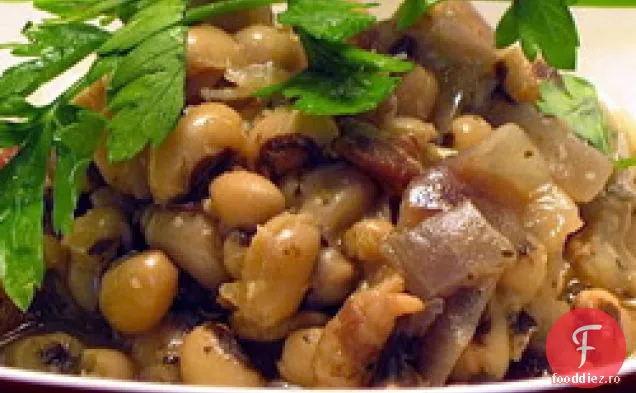Sănătos și delicios: mazăre cu ochi negri în stil sudic cu slănină