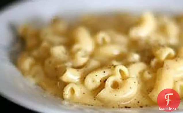 Macaroane și brânză de șoarece