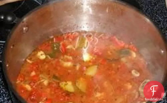 Zucchini și supă de porc
