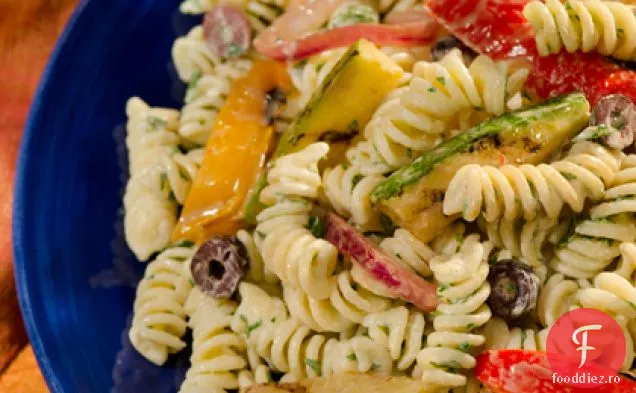 Salată de paste cu legume prăjite