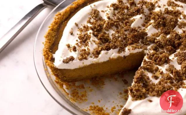 Placinta de dovleac a lui Bobby Flay cu scortisoara Crunch si frisca Bourbon-Maple