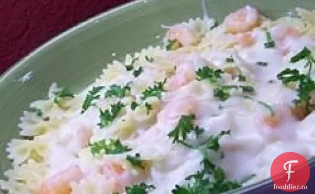 Scim ' s Fettucine Alfredo cu creveți