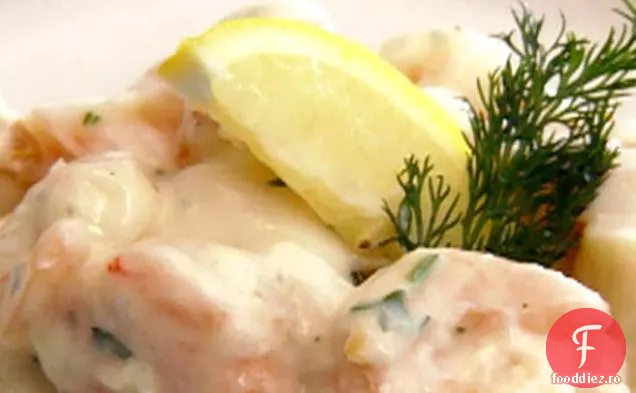 Creveți și scoici în sos de cremă de usturoi