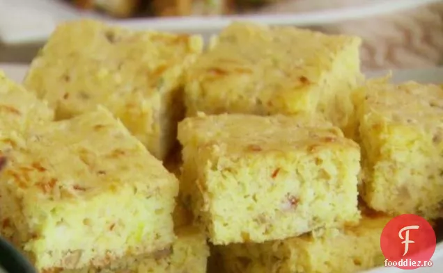 Scallion și Mozzarella Cornbread