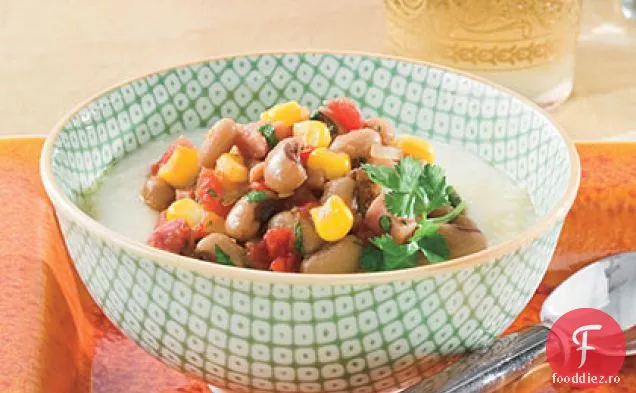 Hoppin ' John Stew Cu Brânză Albă De Brânză Cheddar