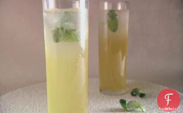 Spritzers Lime-oncello cu mentă