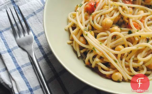 Spaghete Cu Năut