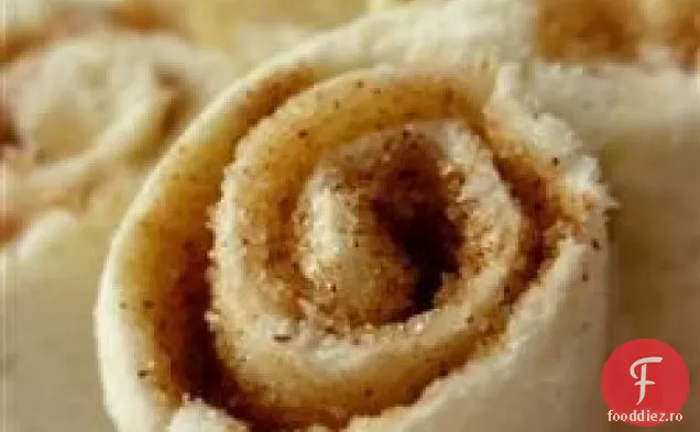 Rulouri delicioase de scorțișoară fără coacere pentru copii
