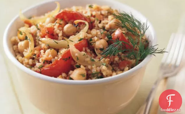 Pilaf Bulgur Cu Roșii Prăjite, Ceapă Și Fasole Garbanzo