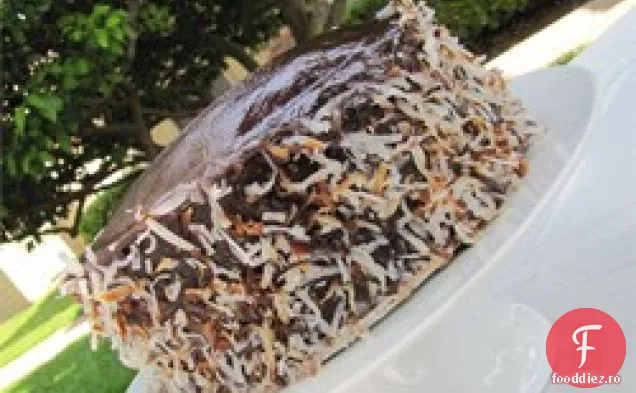 Tort Cu Cremă De Nucă De Cocos Cu Ciocolată
