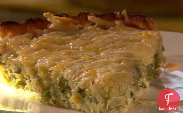 Sparanghel și Cheddar Quiche