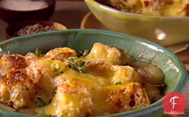 Supă de ceapă cu Fontina și cimbru