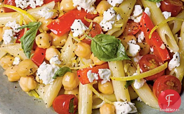 Penne cu năut, Feta și roșii