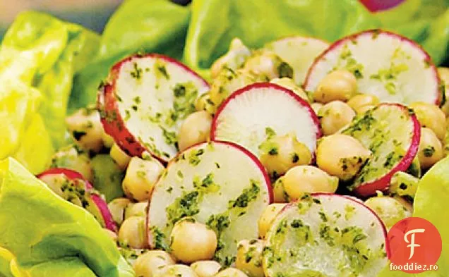 Salată de năut cu sos de coriandru